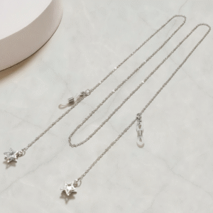 Chaîne pour lunettes Stella étoiles argentée poétique - Maison Lunetik